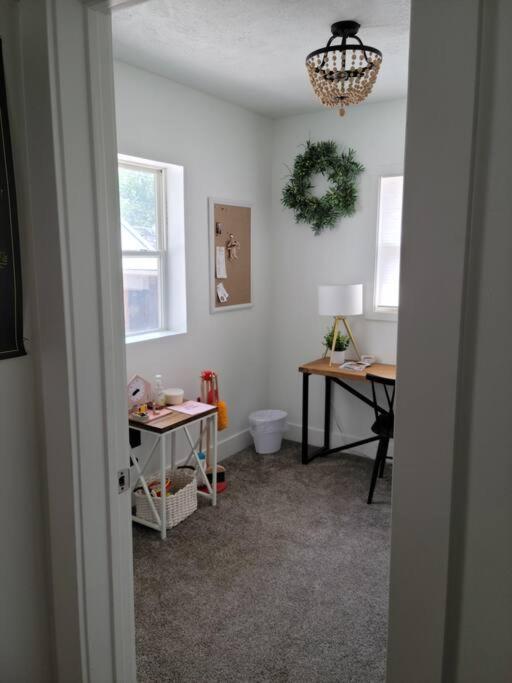 Cute Cottage-2 Min From Downtown لينكولن المظهر الخارجي الصورة